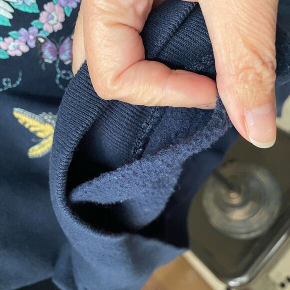 Vintage 80s Layered Look Graphic Sweatshirt Flowers Butterfly L - Picture 6 of 8